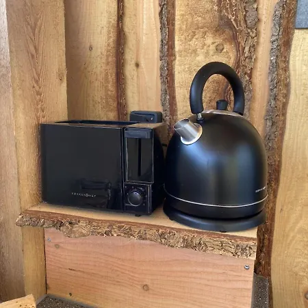 Anno 1782 Unique Romantic Glamping At The Manors Historic Barn *